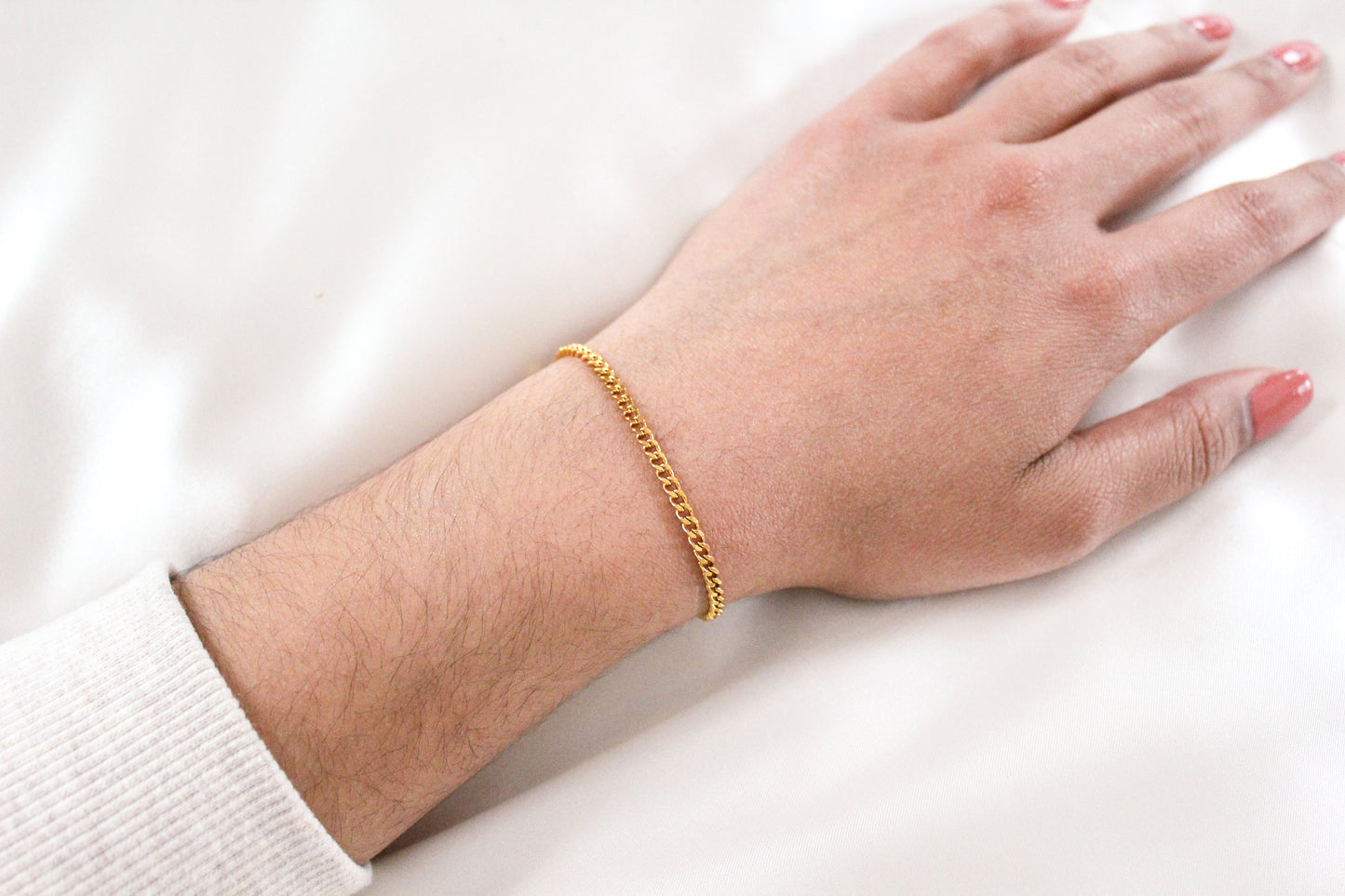 Gold Curb Chain Bracelet