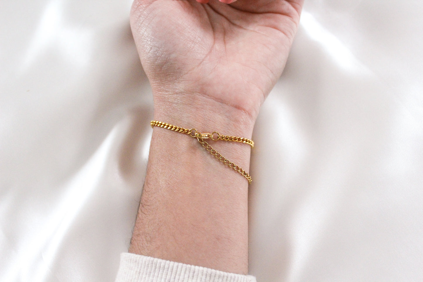 Gold Curb Chain Bracelet