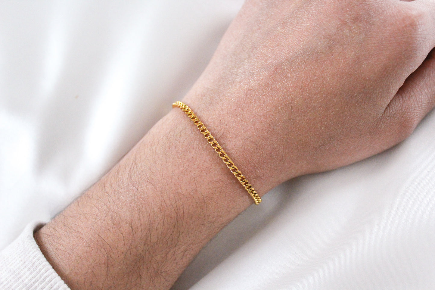 Gold Curb Chain Bracelet